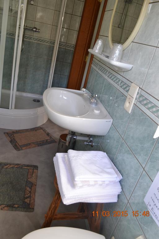 Auberge Au Naturel Des Ardennes Rochehaut Δωμάτιο φωτογραφία